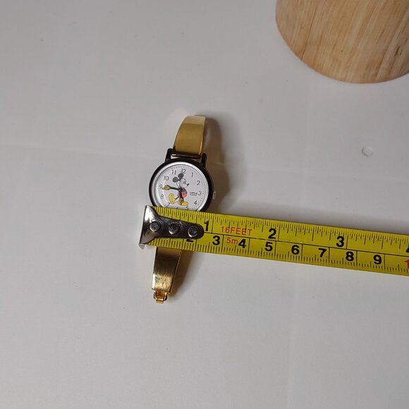 Mickey Mouse Lorus Watch With 6 Inch Gold Tone Stretch Band - Picture 12 of 14
